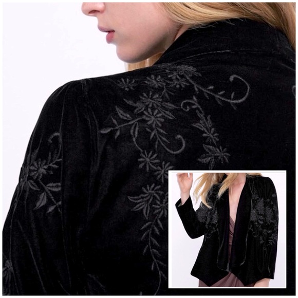 Zara Open Front Embroidered Black Velvet Blazer Jacket Size XS Duster